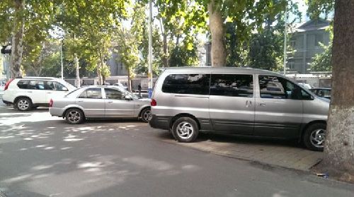 違章停車被拖壞，就該自認(rèn)倒霉？告訴車主如何獲得賠償