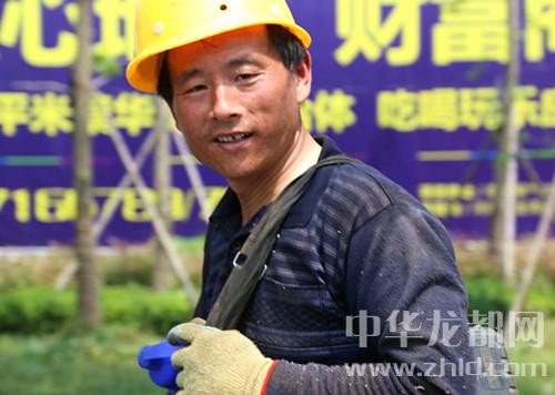 致敬！“五一”堅(jiān)守崗位的“最美勞動(dòng)者”