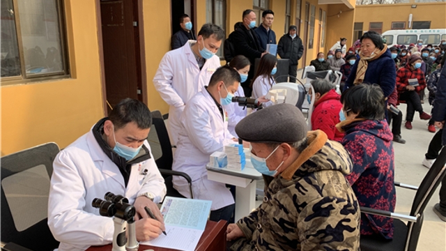 為民服務暖人心，送醫(yī)下鄉(xiāng)助健康